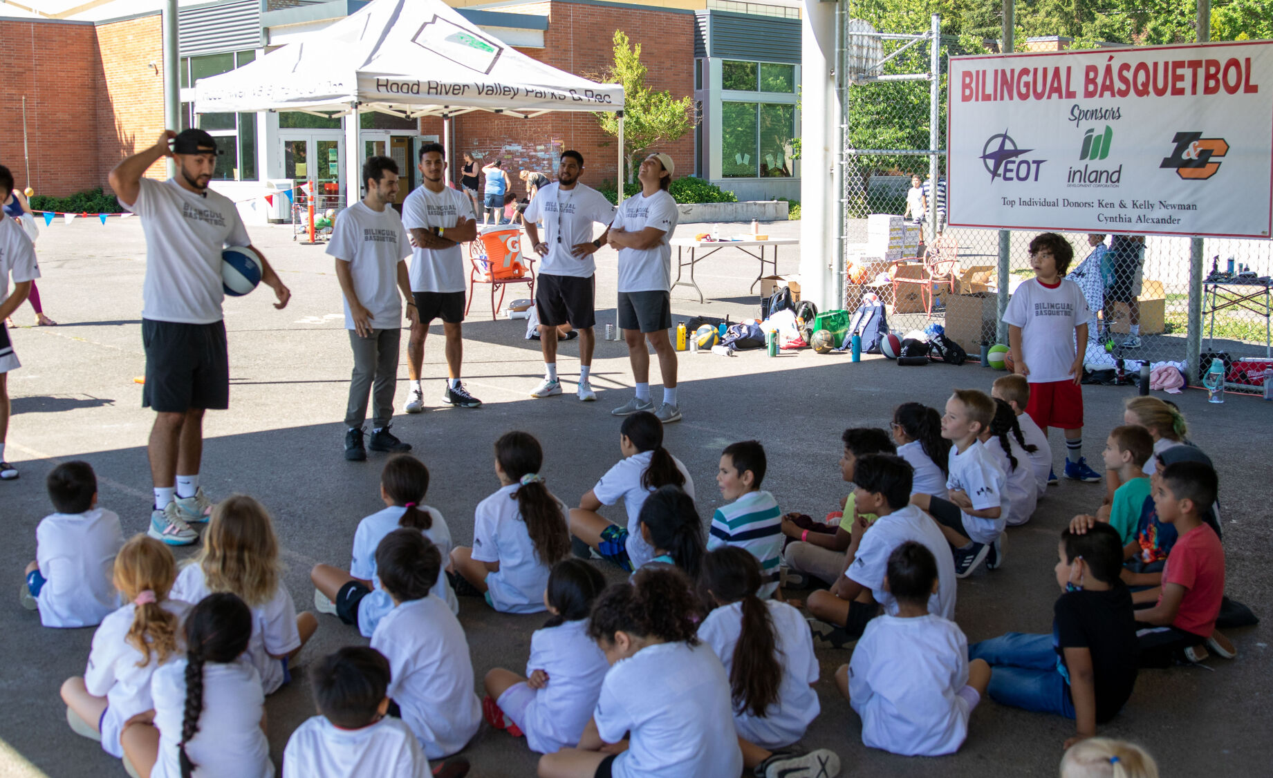 Bilingual Basketball